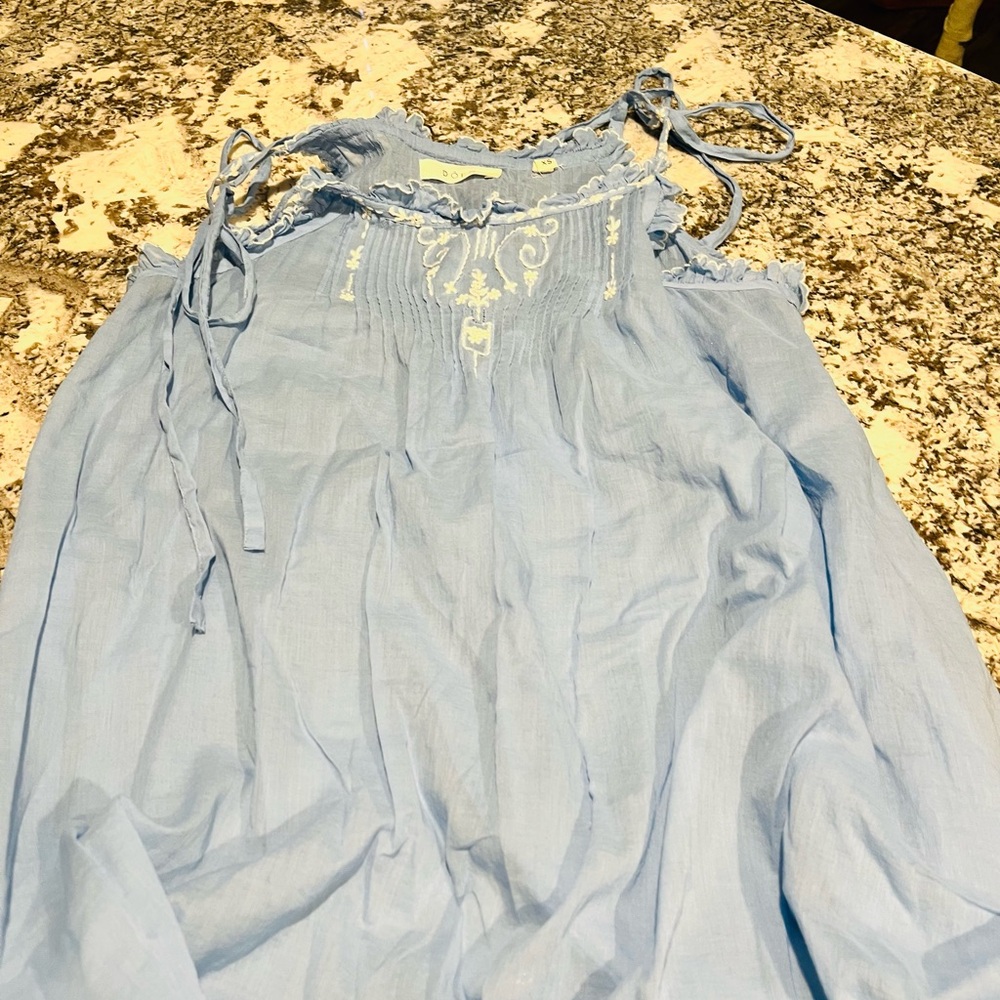 Doen Sky Blue Embroidered Blouse